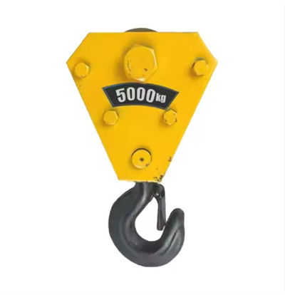 Didelis kabliuko ant pramoninio krano